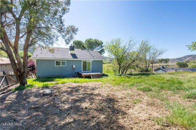 42640 Ranch Club Road, Lake Hughes, CA 93532