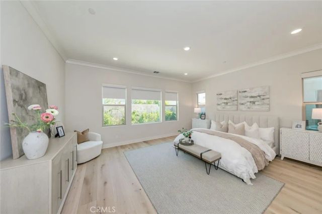 56 Chasma, Irvine, CA 92618