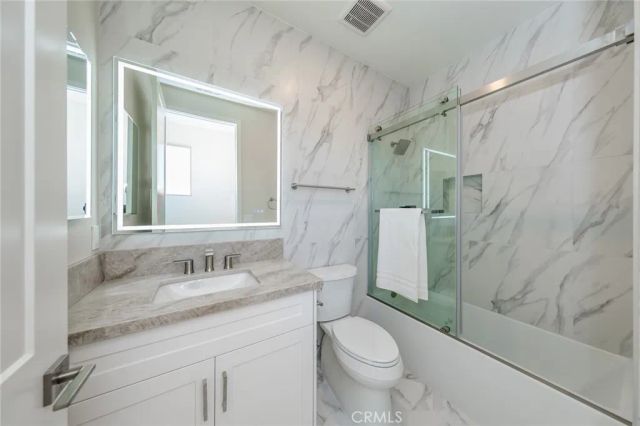 56 Chasma, Irvine, CA 92618