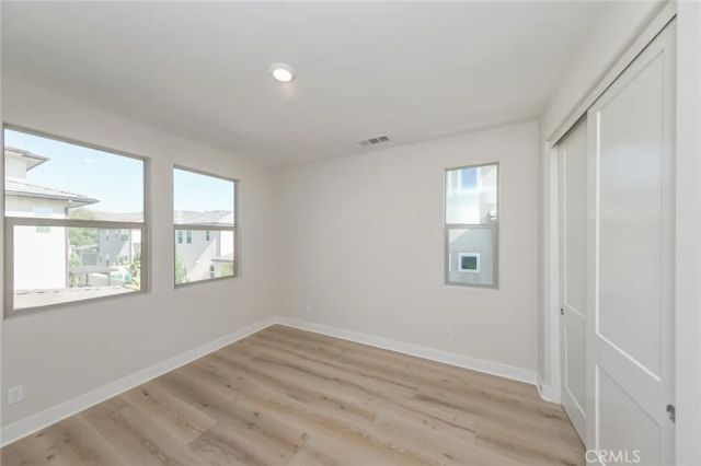 56 Chasma, Irvine, CA 92618