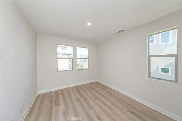 56 Chasma, Irvine, CA 92618