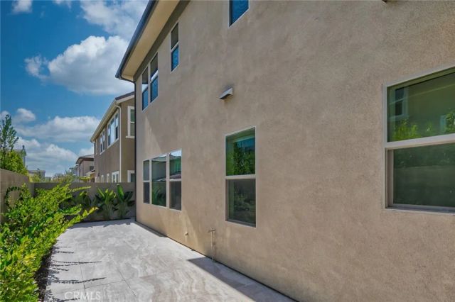 56 Chasma, Irvine, CA 92618