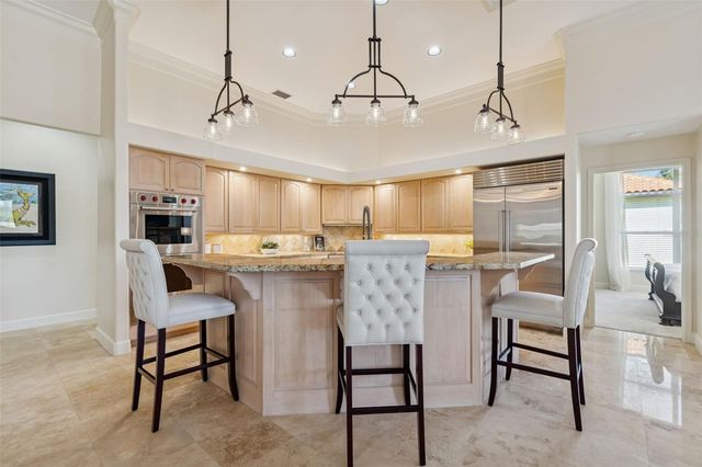 5212 GOLF LINKS BOULEVARD, Zephyrhills, FL 33541