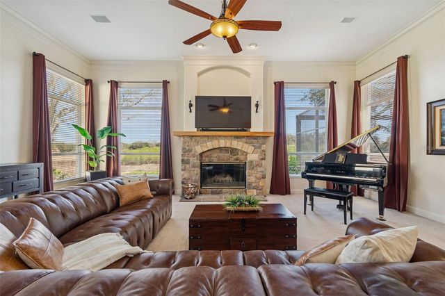 5212 GOLF LINKS BOULEVARD, Zephyrhills, FL 33541