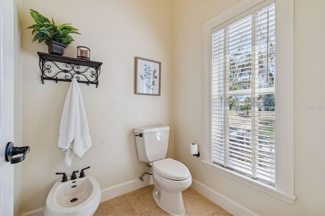 5212 GOLF LINKS BOULEVARD, Zephyrhills, FL 33541