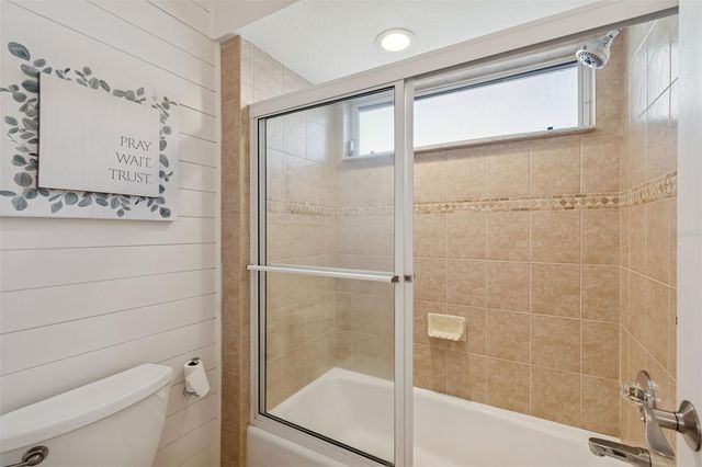 5212 GOLF LINKS BOULEVARD, Zephyrhills, FL 33541