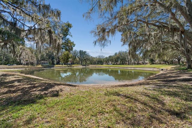 5212 GOLF LINKS BOULEVARD, Zephyrhills, FL 33541