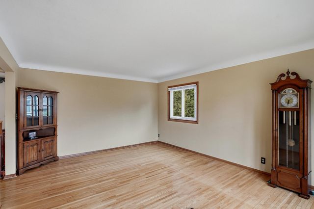1885 Manton Street, Maplewood, MN 55109