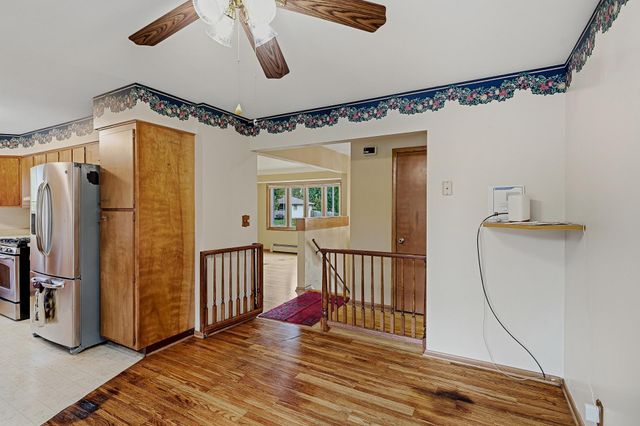 1885 Manton Street, Maplewood, MN 55109