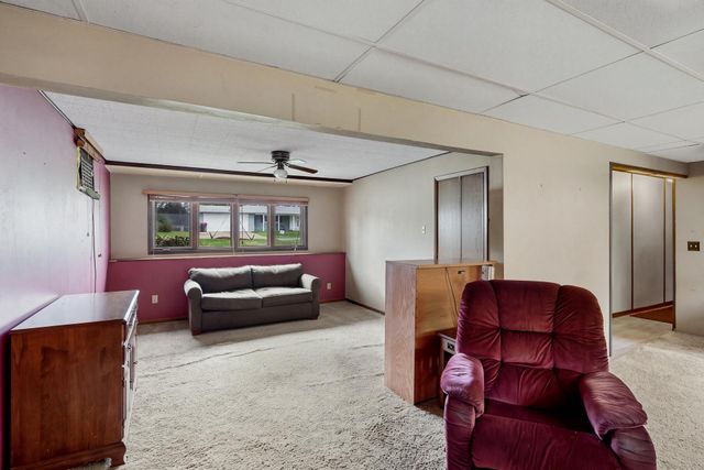 1885 Manton Street, Maplewood, MN 55109