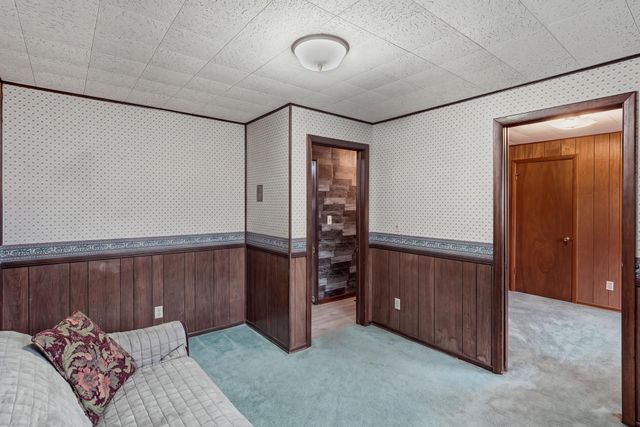 1885 Manton Street, Maplewood, MN 55109