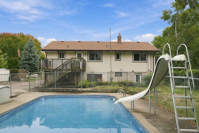 1885 Manton Street, Maplewood, MN 55109
