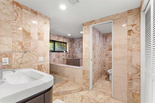 17125 SW 80th Court, Palmetto Bay, FL 33157