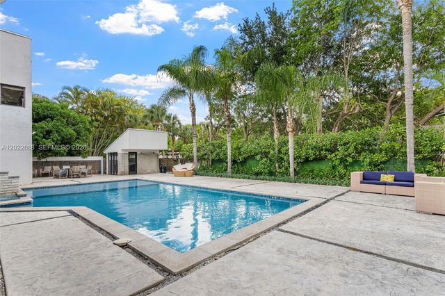 17125 SW 80th Court, Palmetto Bay, FL 33157
