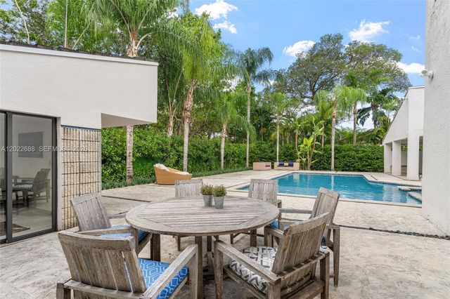 17125 SW 80th Court, Palmetto Bay, FL 33157