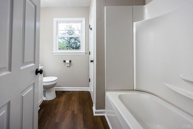 329 Stevens St, Appomattox, VA 24522