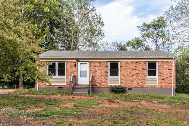 329 Stevens St, Appomattox, VA 24522
