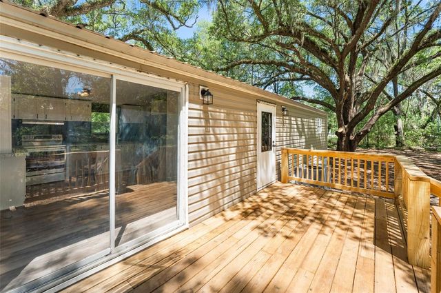 102 TREE FARM ROAD, Hawthorne, FL 32640