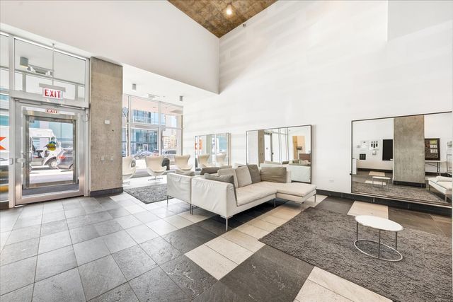 611 S Wells Street 1110, Chicago, IL 60607