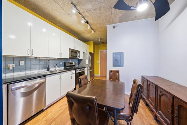 611 S Wells Street 1110, Chicago, IL 60607