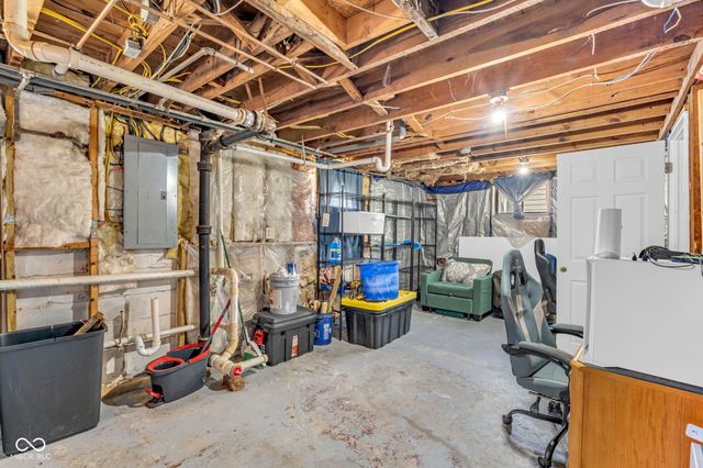 655 Barrett Street, Danville, IN 46122