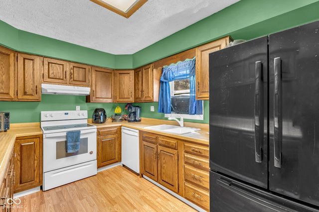 655 Barrett Street, Danville, IN 46122