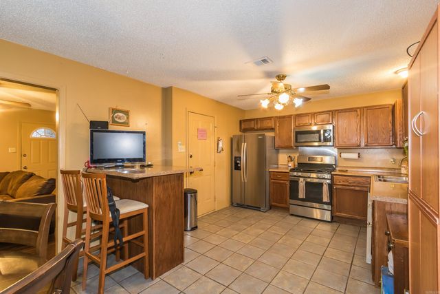 13 Sandlefoot Cv, North Little Rock, AR 72117