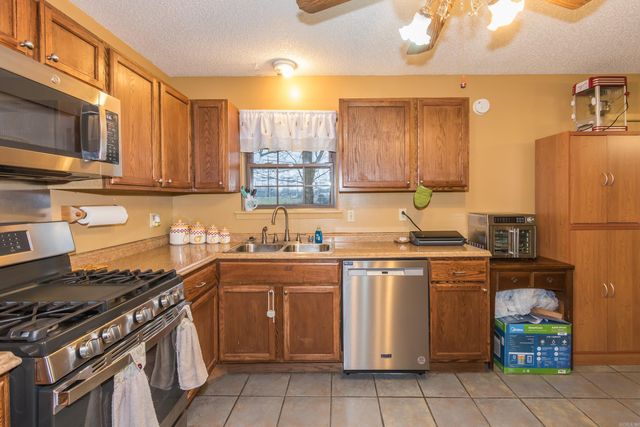 13 Sandlefoot Cv, North Little Rock, AR 72117