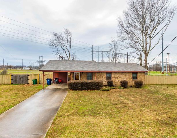 13 Sandlefoot Cv, North Little Rock, AR 72117
