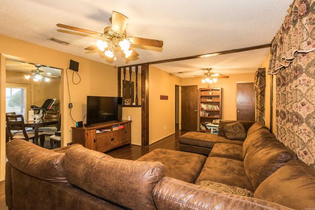 13 Sandlefoot Cv, North Little Rock, AR 72117