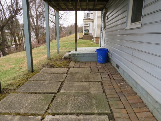 1140 Graham Ave, Monessen, PA 15062