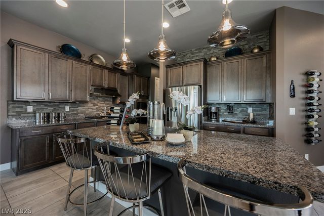 8947 Golden Crow Avenue, Las Vegas, NV 89148