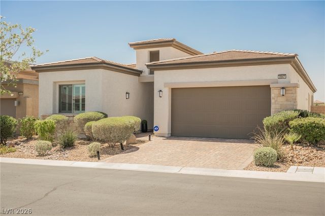 8947 Golden Crow Avenue, Las Vegas, NV 89148