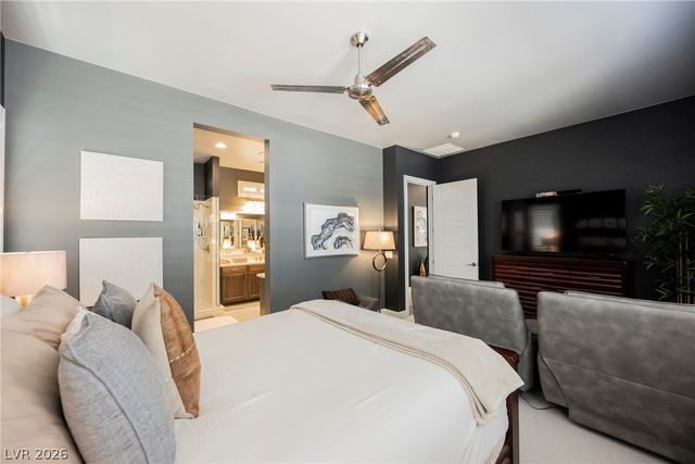 8947 Golden Crow Avenue, Las Vegas, NV 89148