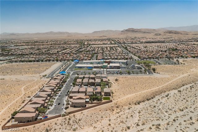 8947 Golden Crow Avenue, Las Vegas, NV 89148