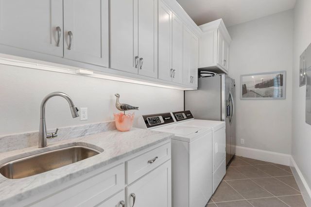 14432 Spyglass Circle, Galveston, TX 77554