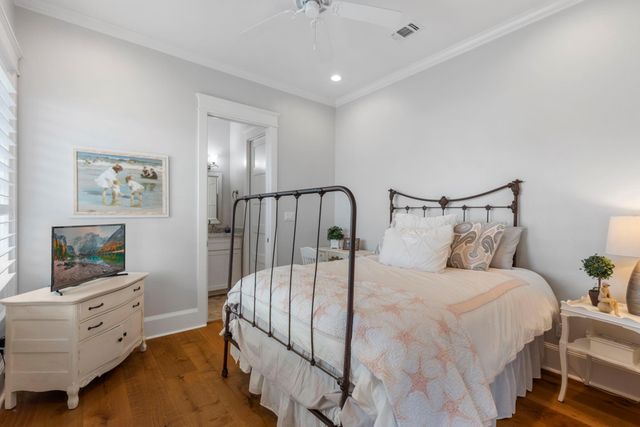 14432 Spyglass Circle, Galveston, TX 77554