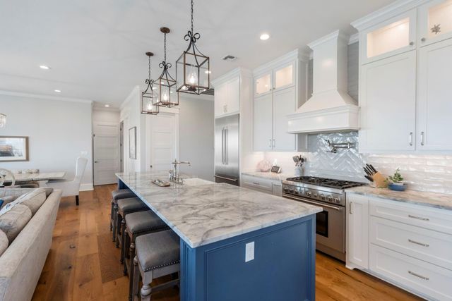 14432 Spyglass Circle, Galveston, TX 77554