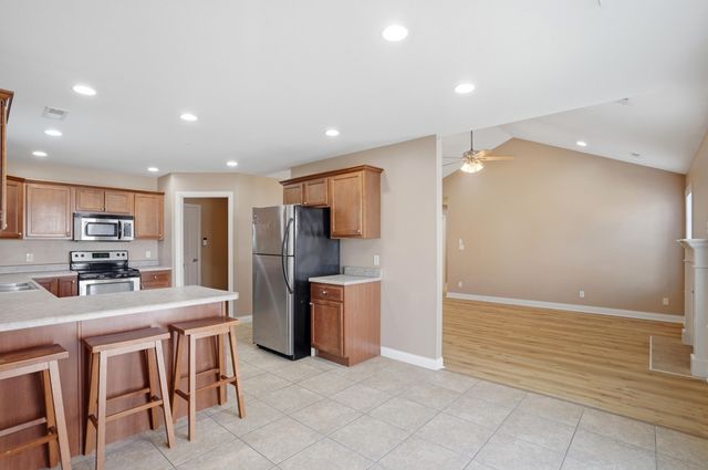 5809 MAHON DR, Columbia, MO 65201