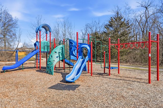 5809 MAHON DR, Columbia, MO 65201