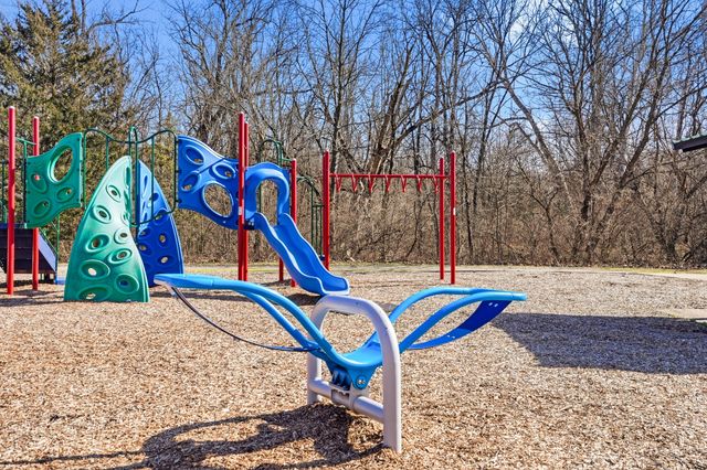 5809 MAHON DR, Columbia, MO 65201