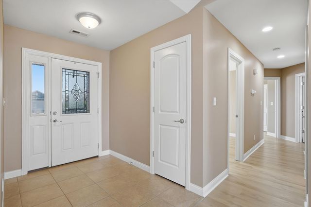 5809 MAHON DR, Columbia, MO 65201