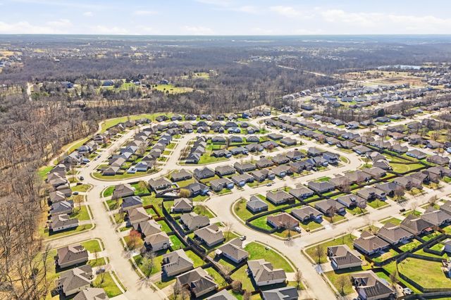 5809 MAHON DR, Columbia, MO 65201