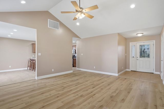 5809 MAHON DR, Columbia, MO 65201