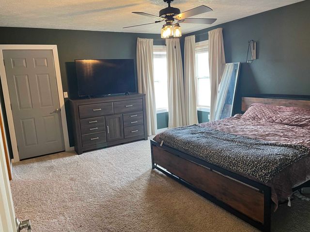 2320 SW 5th Ave, Minot, ND 58701