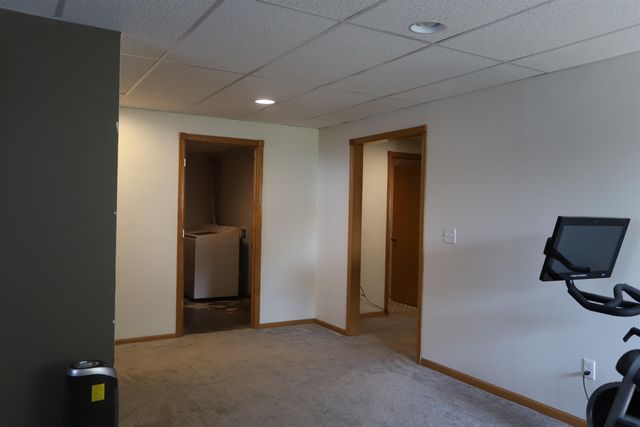 2320 SW 5th Ave, Minot, ND 58701