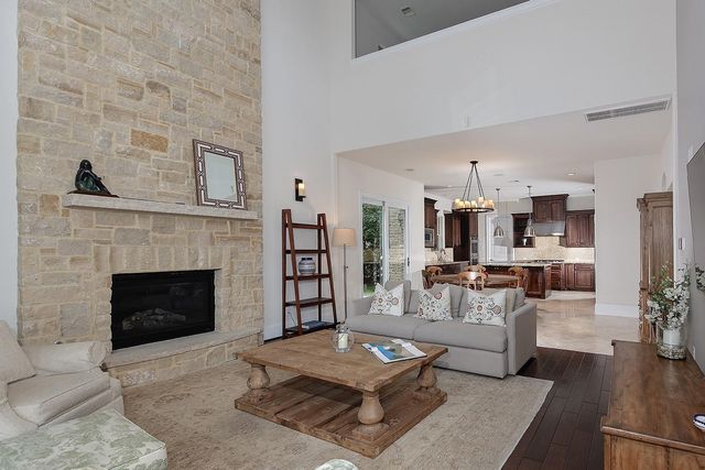 3 Player Vista, The Woodlands, TX 77382