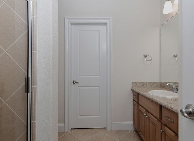 3 Player Vista, The Woodlands, TX 77382