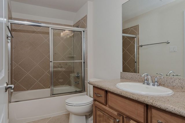 3 Player Vista, The Woodlands, TX 77382