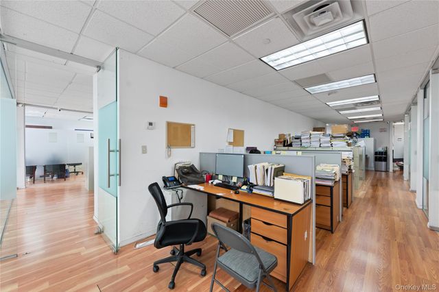 136-33 37th Avenue 9A, Flushing, NY 11354